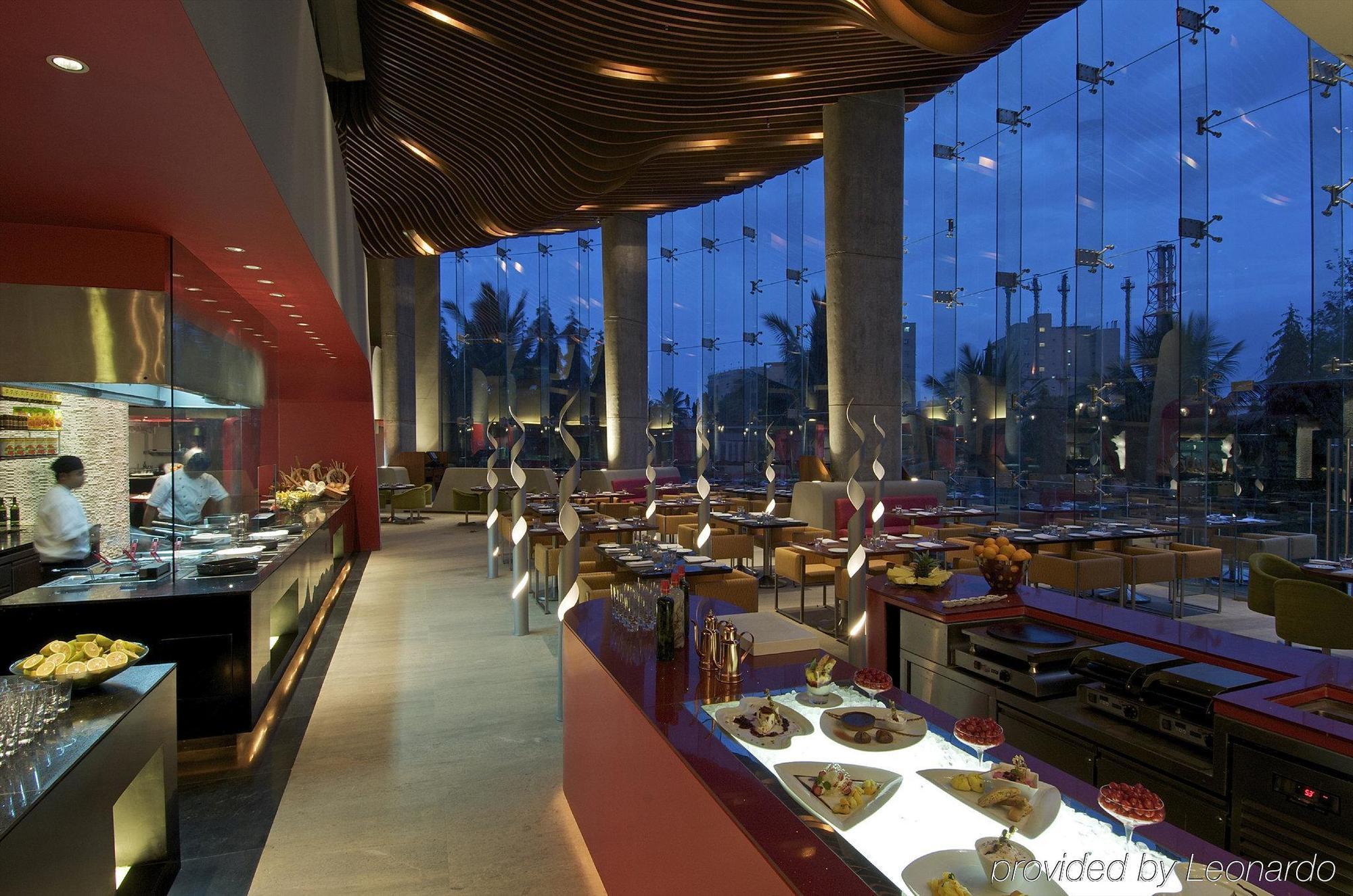 Vivanta Bengaluru, Whitefield Restaurace fotografie